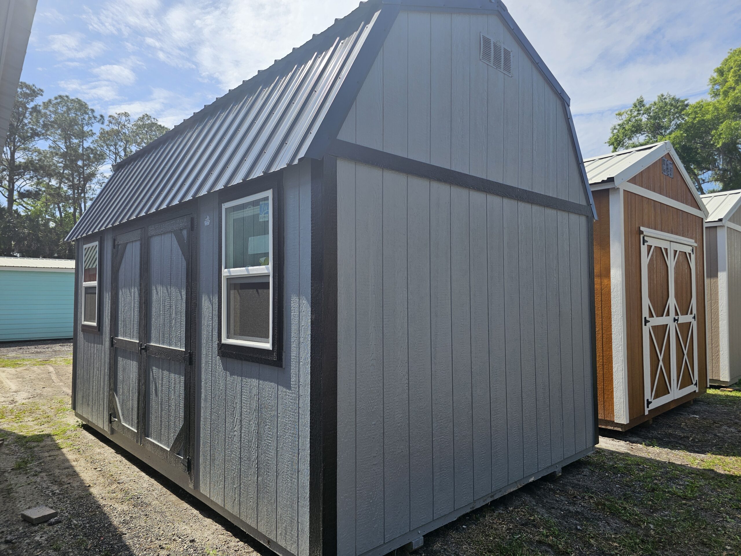 Side Lofted Barn 10x16