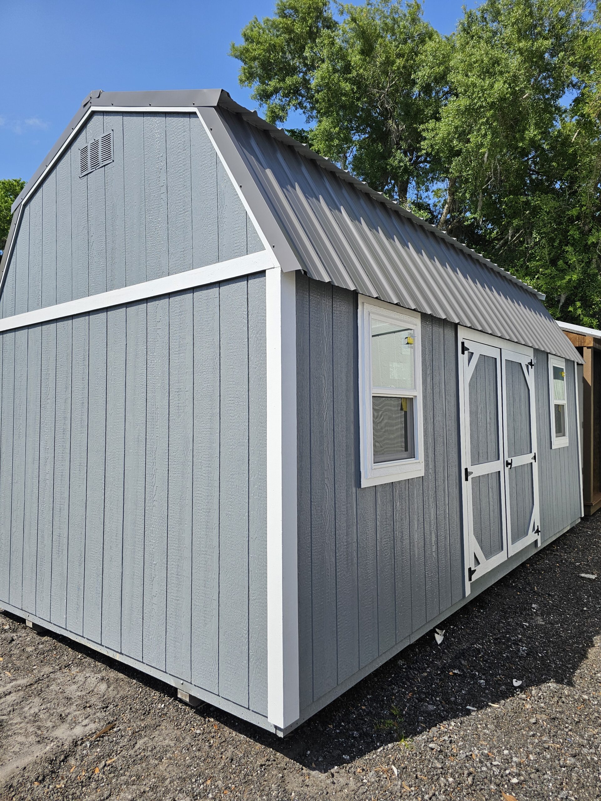 Side Lofted Barn 10x20