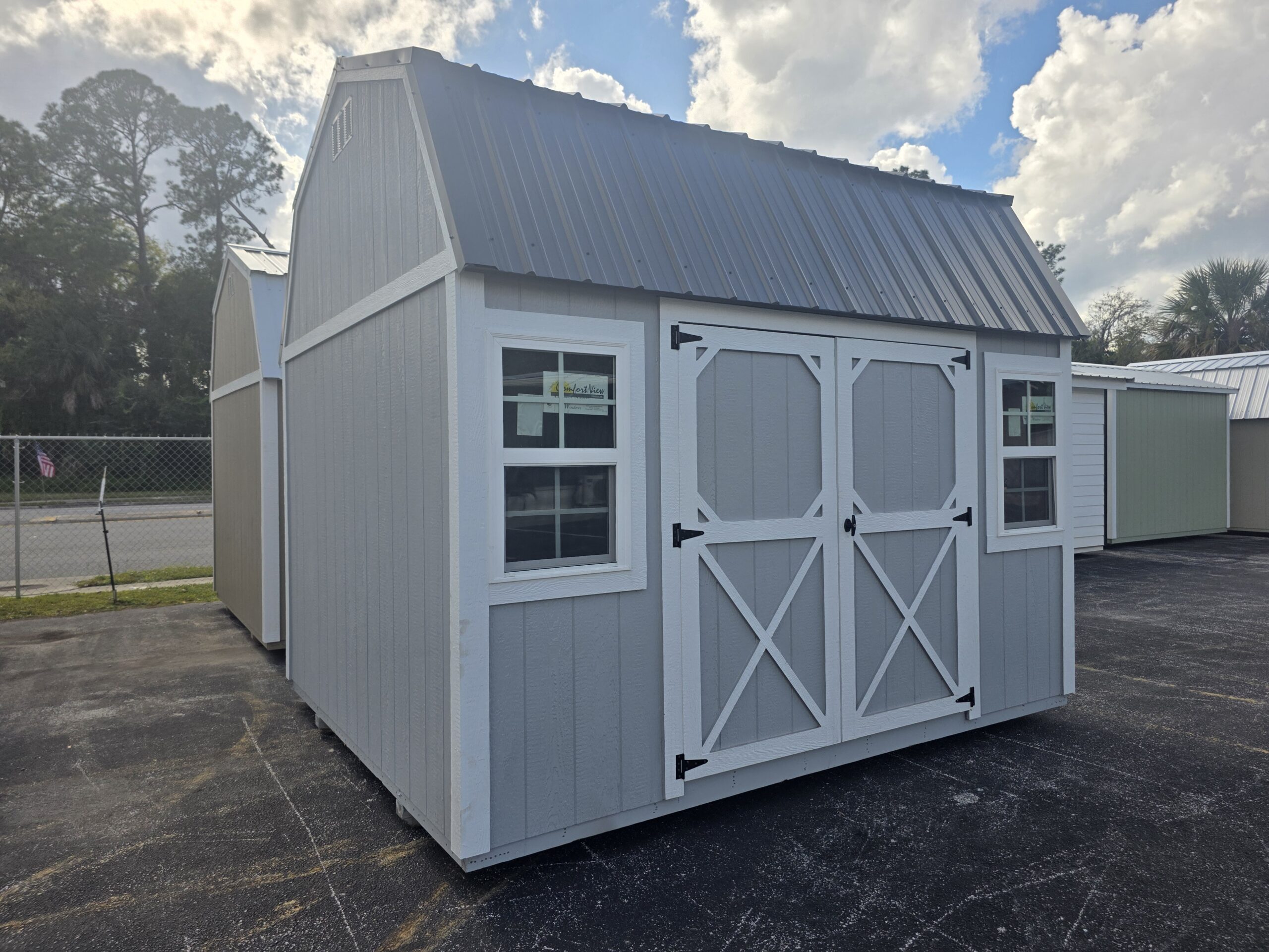 Side Lofted Barn 10x12